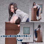 人気絵師、トロテム先生のオリジナルキャラクター「マーサ先生」が1/7スケールフィギュアで登場です。 特典付限定版には、専用パーツ「黒板」が付属いたします！