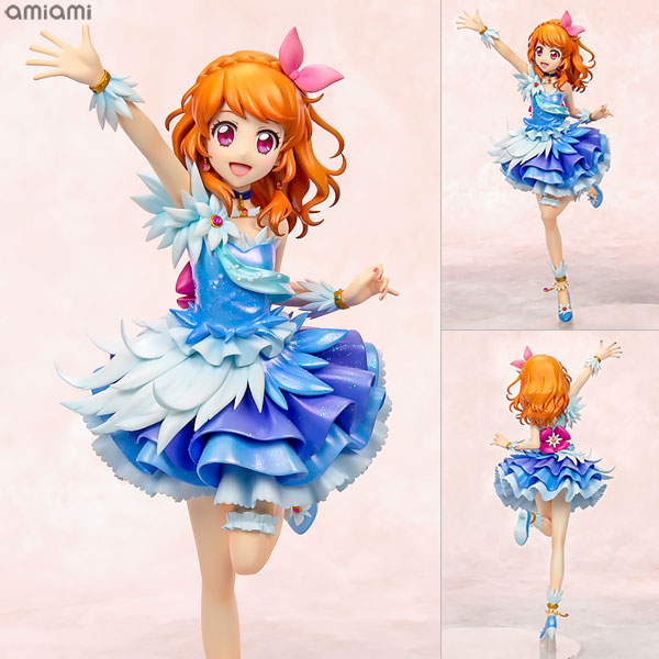 Lucrea(ルクリア) アイカツ！ 大空あかり コスモス Ver. 完成品フィギュア[メガハウス]Lucrea(ルクリア)アイカツ！シリーズで大空あかりが憧れの星宮いちごとおそろいのコスモスVer.で登場！