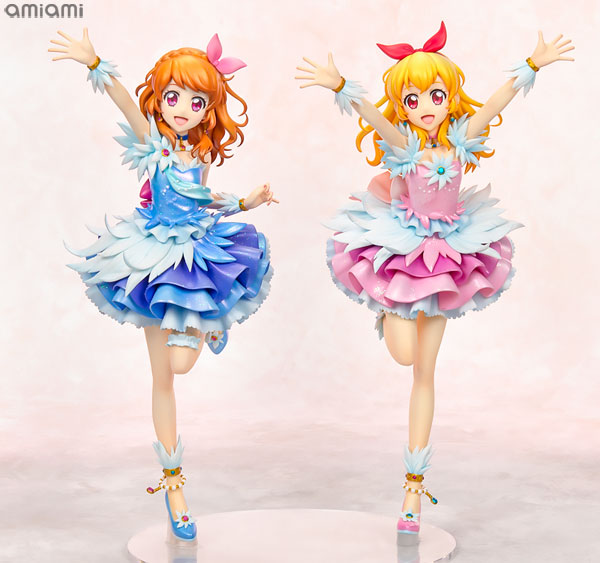 Lucrea(ルクリア) アイカツ！ 星宮いちご＆大空あかり コスモス Ver. 完成品フィギュア[メガハウス]セット購入特典として二人を一緒に飾れる【専用台座】が付属。是非お手元で二人のステージをご堪能ください。