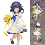 ご注文はうさぎですか？？ マヤ(Summer Uniform) 1/7 完成品フィギュア[プラム]ひらりと翻るセーラー服の襟の躍動感や、スカートをつまみ上げた造形など見所が詰まっています。黄色が色鮮やかなブーケ、足元の石畳の台座など細部も丁寧に製作しました。